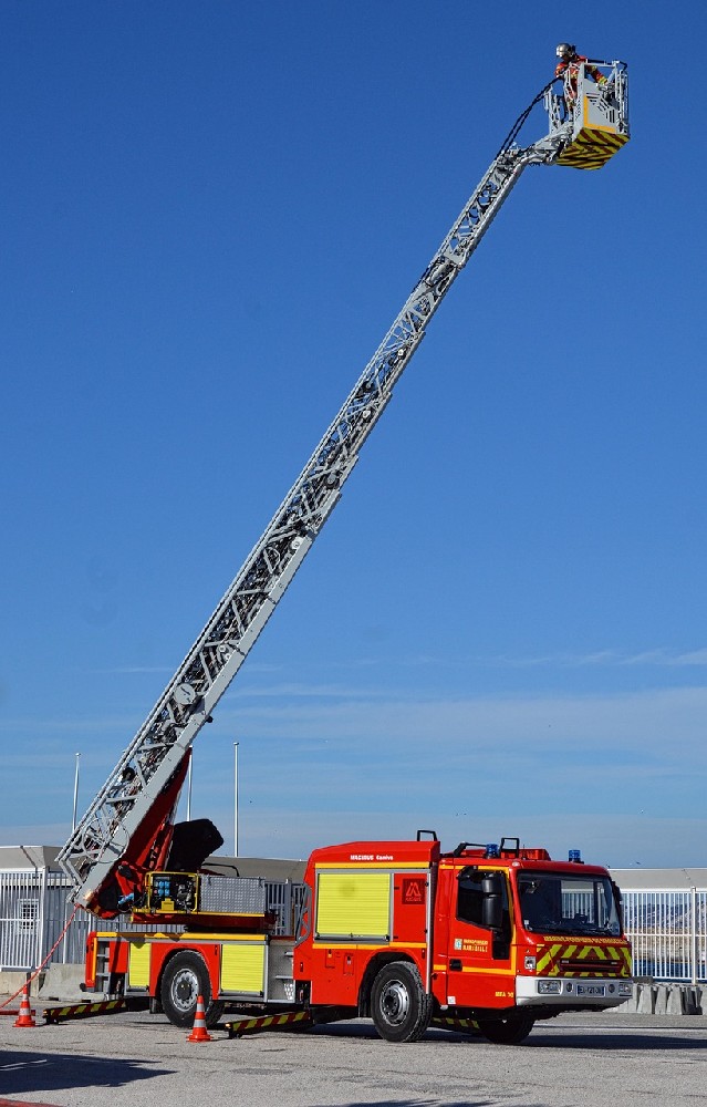 蘇州汽車救援：緊急時刻的守護神，讓愛車不再無助！